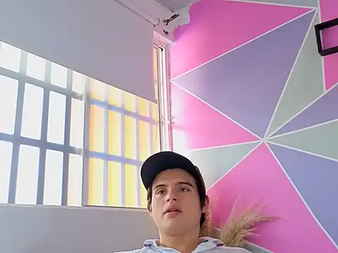 invincible200 online show from November 20, 2025, 2:40 pm