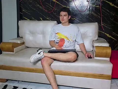 invincible200 online show from September 22, 2025, 2:23 pm