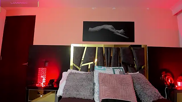 Snapshot of ScarletTorres chatting on November 8, 2025, 3:26 pm ScarletTorres online show from November 8, 2025, 3:26 pm