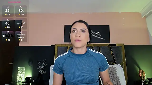 ScarletTorres online show from February 5, 2026, 7:21 pm