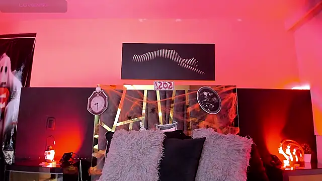 Snapshot of ScarletTorres chatting on October 23, 2025, 6:39 pm ScarletTorres online show from October 23, 2025, 6:39 pm