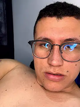 Kurtxxx22 online show from January 6, 2026, 6:56 pm