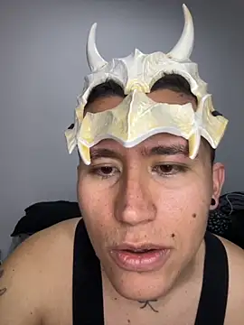 Kurtxxx22 online show from October 29, 2025, 3:38 am