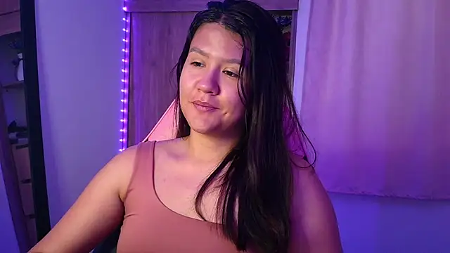 Oliviawatson1 online show from March 11, 2026, 12:32 pm