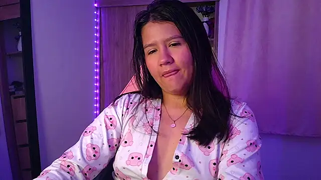 Oliviawatson1 online show from February 21, 2026, 12:07 pm