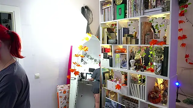 Snapshot of Sova173 chatting on November 4, 2025, 1:37 pm Sova173 online show from November 4, 2025, 1:37 pm