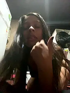 Snapshot of Evermorre chatting on January 10, 2026, 8:04 pm Evermorre online show from January 10, 2026, 8:04 pm