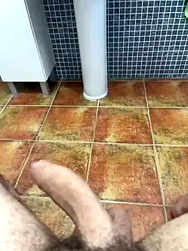 Snapshot of Pollon1994 chatting on September 11, 2025, 1:44 pm Pollon1994 online show from September 11, 2025, 1:44 pm