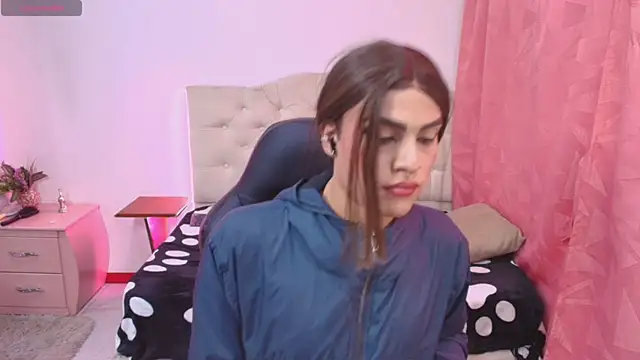 Snapshot of lailahdark chatting on November 6, 2025, 4:05 am lailahdark online show from November 6, 2025, 4:05 am