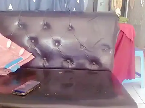 Snapshot of Alisa8x_sexy chatting on November 30, 2025, 3:18 am Alisa8x sexy online show from November 30, 2025, 3:18 am