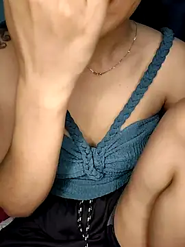 Snapshot of MyWet117 chatting on October 1, 2025, 7:57 am MyWet117 online show from October 1, 2025, 7:57 am