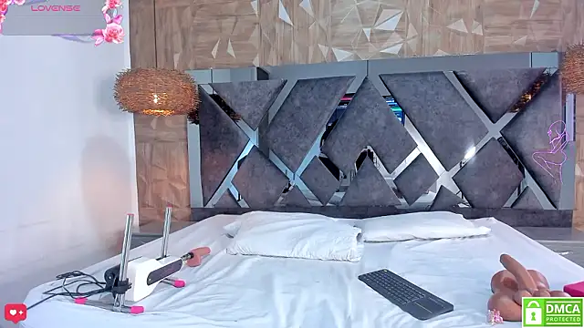 Selene  Lopez  online show from March 20, 2026, 7:48 pm