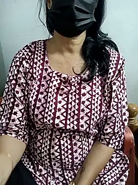 Snapshot of ammala_honey chatting on September 22, 2025, 10:43 am ammala honey online show from September 22, 2025, 10:43 am