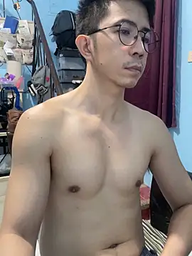 Snapshot of ieat_monsters chatting on November 24, 2025, 7:19 am ieat monsters online show from November 24, 2025, 7:19 am