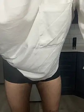 mooting01 online show from April 11, 2026, 4:32 pm