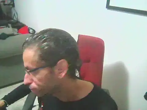 Snapshot of Siegfri3d__ chatting on December 13, 2025, 10:05 pm Siegfri3d online show from December 13, 2025, 10:05 pm