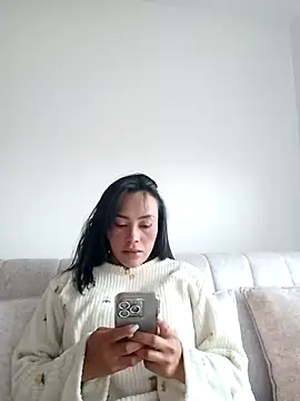 Snapshot of DiosaFortuna chatting on December 14, 2025, 11:05 am DiosaFortuna online show from December 14, 2025, 11:05 am