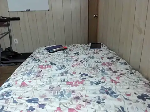 Snapshot of NaturalBeautyQueen chatting on November 30, 2025, 10:49 am NaturalBeautyQueen online show from November 30, 2025, 10:49 am