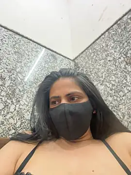 SashaPatel online show from April 22, 2026, 1:51 pm