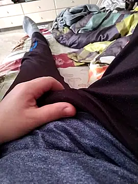 Mumuska online show from October 31, 2025, 10:45 am