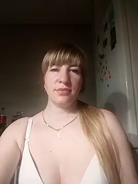 Snapshot of babyjessi chatting on May 9, 2026, 8:23 pm babyjessi online show from May 9, 2026, 8:23 pm