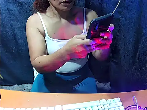 FlowerSexy online show from April 17, 2026, 2:58 am