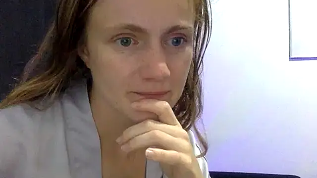 Snapshot of andyzuzka chatting on March 27, 2026, 2:51 pm andyzuzka online show from March 27, 2026, 2:51 pm