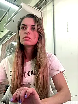 SweetGraciosa online show from October 20, 2025, 6:19 pm