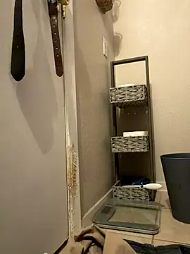 Snapshot of bearcub300 chatting on October 30, 2025, 10:50 pm bearcub300 online show from October 30, 2025, 10:50 pm