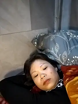 Snapshot of LinhNa999 chatting on February 12, 2026, 1:00 pm LinhNa999 online show from February 12, 2026, 1:00 pm