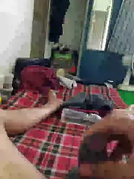 Snapshot of hotbull30 chatting on July 22, 2026, 6:15 am hotbull30 online show from July 22, 2026, 6:15 am