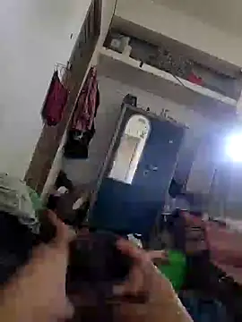 hotbull30 online show from October 23, 2025, 5:06 am