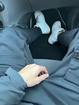 Snapshot of Manu97k chatting on November 3, 2025, 6:29 am Manu97k online show from November 3, 2025, 6:29 am