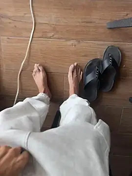 Snapshot of Manu97k chatting on November 13, 2025, 8:40 am Manu97k online show from November 13, 2025, 8:40 am