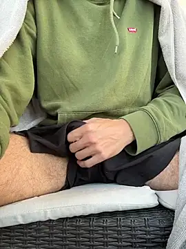 Snapshot of Manu97k chatting on November 11, 2025, 8:20 am Manu97k online show from November 11, 2025, 8:20 am