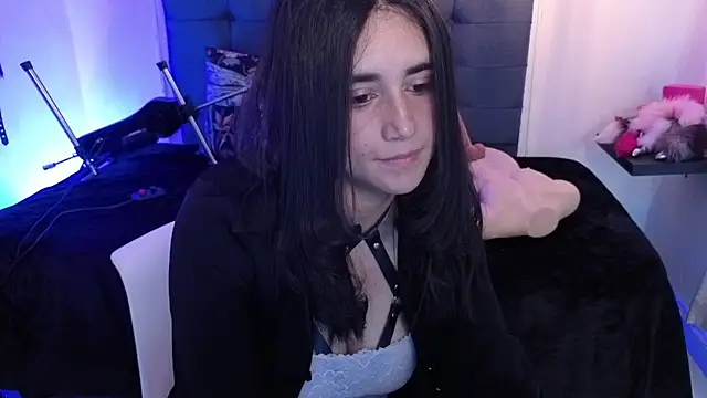 Snapshot of elowen_halley1 chatting on September 10, 2025, 6:18 pm elowen halley1 online show from September 10, 2025, 6:18 pm
