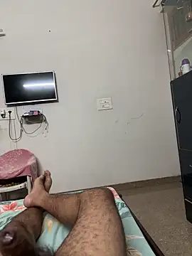 Snapshot of Hotguyforfun chatting on October 21, 2025, 10:53 pm Hotguyforfun online show from October 21, 2025, 10:53 pm