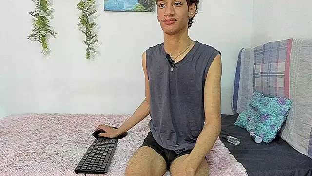 Peterfrost19 online show from November 16, 2025, 9:30 pm