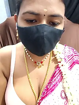 Snapshot of Tamil_Lotus chatting on January 6, 2026, 5:28 pm Tamil Lotus online show from January 6, 2026, 5:28 pm