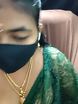 Snapshot of Tamil_Lotus chatting on February 14, 2026, 5:24 pm Tamil Lotus online show from February 14, 2026, 5:24 pm