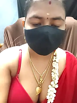 Snapshot of Tamil_Lotus chatting on February 5, 2026, 5:31 pm Tamil Lotus online show from February 5, 2026, 5:31 pm