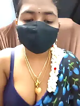 Snapshot of Tamil_Lotus chatting on February 6, 2026, 4:58 pm Tamil Lotus online show from February 6, 2026, 4:58 pm