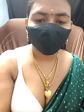 Snapshot of Tamil_Lotus chatting on February 2, 2026, 4:50 pm Tamil Lotus online show from February 2, 2026, 4:50 pm