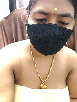 Snapshot of Tamil_Lotus chatting on February 17, 2026, 4:54 am Tamil Lotus online show from February 17, 2026, 4:54 am