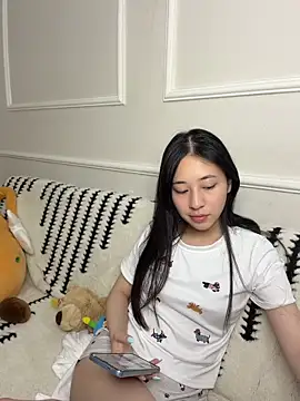 shishi0688 online show from May 18, 2026, 11:26 am