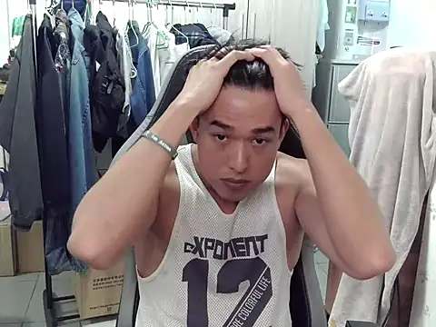 hunterXhan online show from April 23, 2026, 4:19 pm