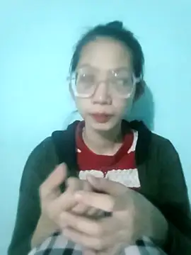 Snapshot of Joywhar chatting on December 5, 2025, 7:23 pm Joywhar online show from December 5, 2025, 7:23 pm