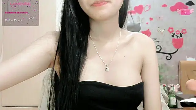 Snapshot of Suken_1x chatting on September 23, 2025, 5:42 pm Suken 1x online show from September 23, 2025, 5:42 pm