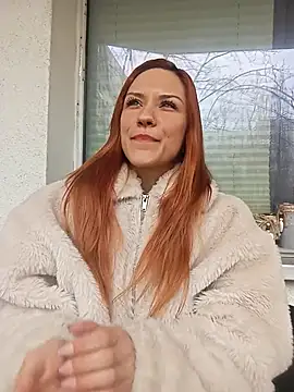 SlimBellaa online show from February 24, 2026, 11:44 am