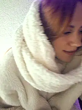 SlimBellaa online show from November 22, 2025, 9:13 pm